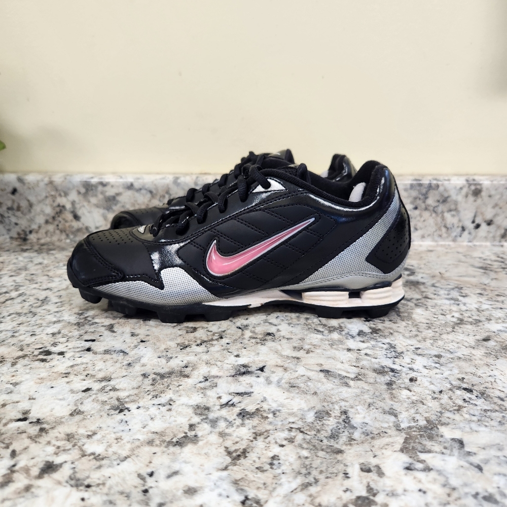 Nike Expand Tech Sneaker Cleats Pink Black Silver 375768-012 Youth Size 5.5Y